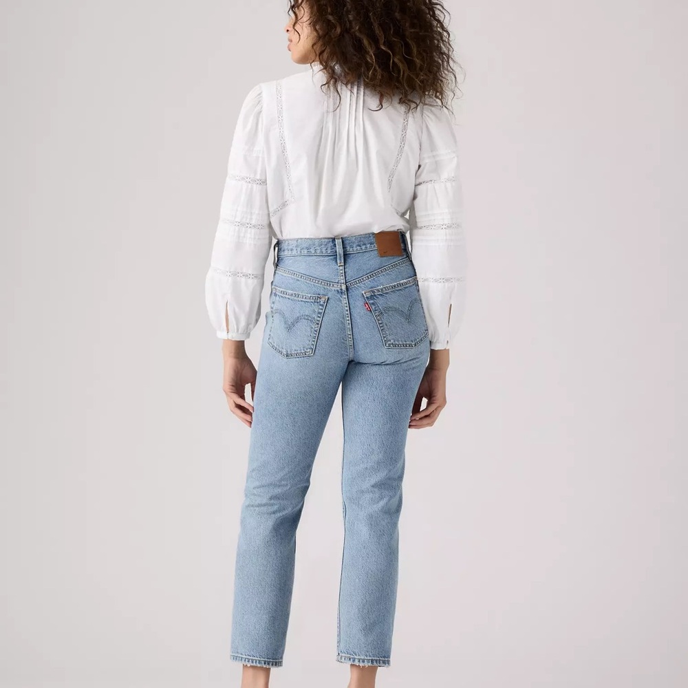 New Levi's High-Rise Straight Jeans — Light Blue
